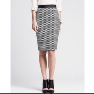 Banana Republic Black White Woven Star Jacquard Pencil Skirt